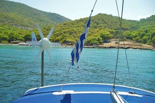 Sailing in Agistri