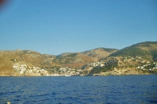 Sailing in Hydra Island