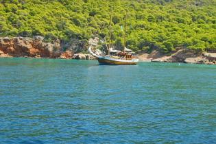 Sailing in Agistri