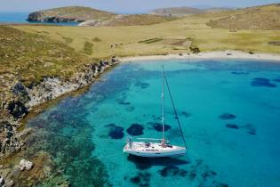 Sailing with S/Y IRIS