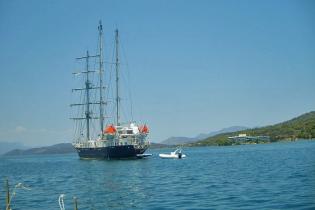 Sailing in Poros