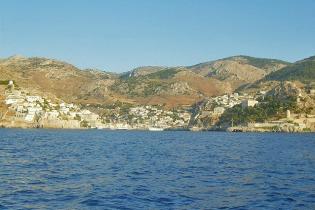 Sailing in Hydra Island