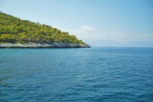 Sailing in Agistri