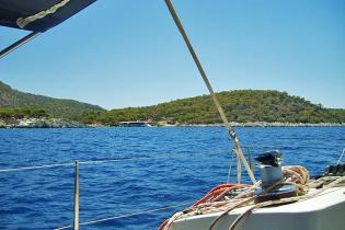 Sailing in Agistri
