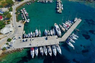 Sailing with S/Y IRIS